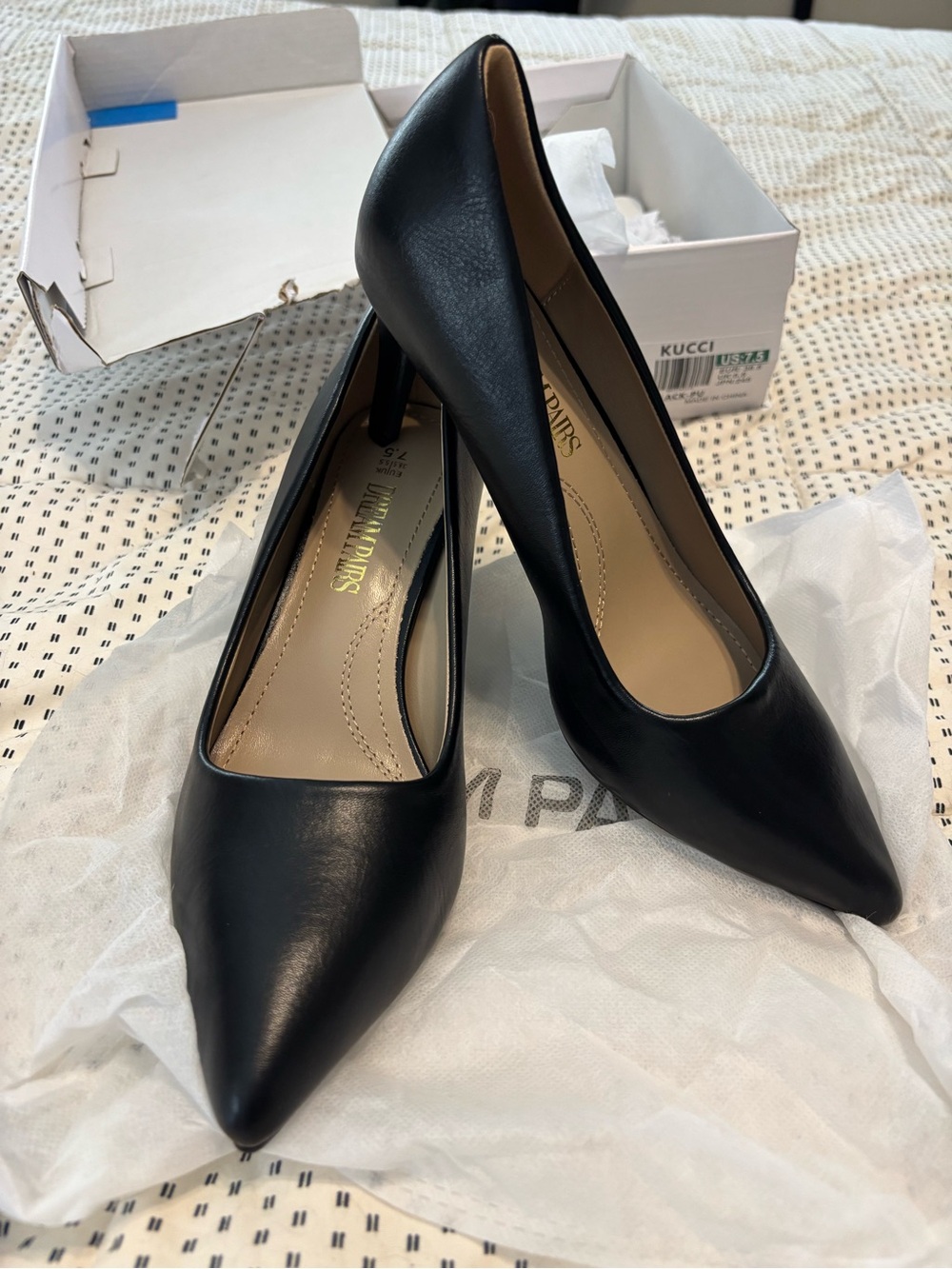 Dream Pairs Black Pointed-Toe Stiletto Pumps